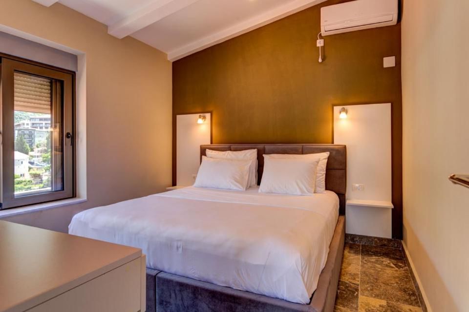 Апартаменты Blanche Cliff Apartments Свети-Стефан-14