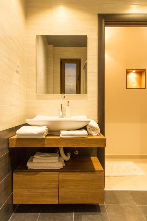 Апартаменты Blanche Cliff Apartments Свети-Стефан