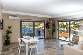 Апартаменты Blanche Cliff Apartments Свети-Стефан Апартаменты Делюкс-16