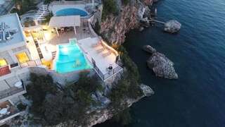 Апартаменты Blanche Cliff Apartments Свети-Стефан Апартаменты с видом на море-32