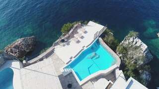 Апартаменты Blanche Cliff Apartments Свети-Стефан Апартаменты с видом на море-36